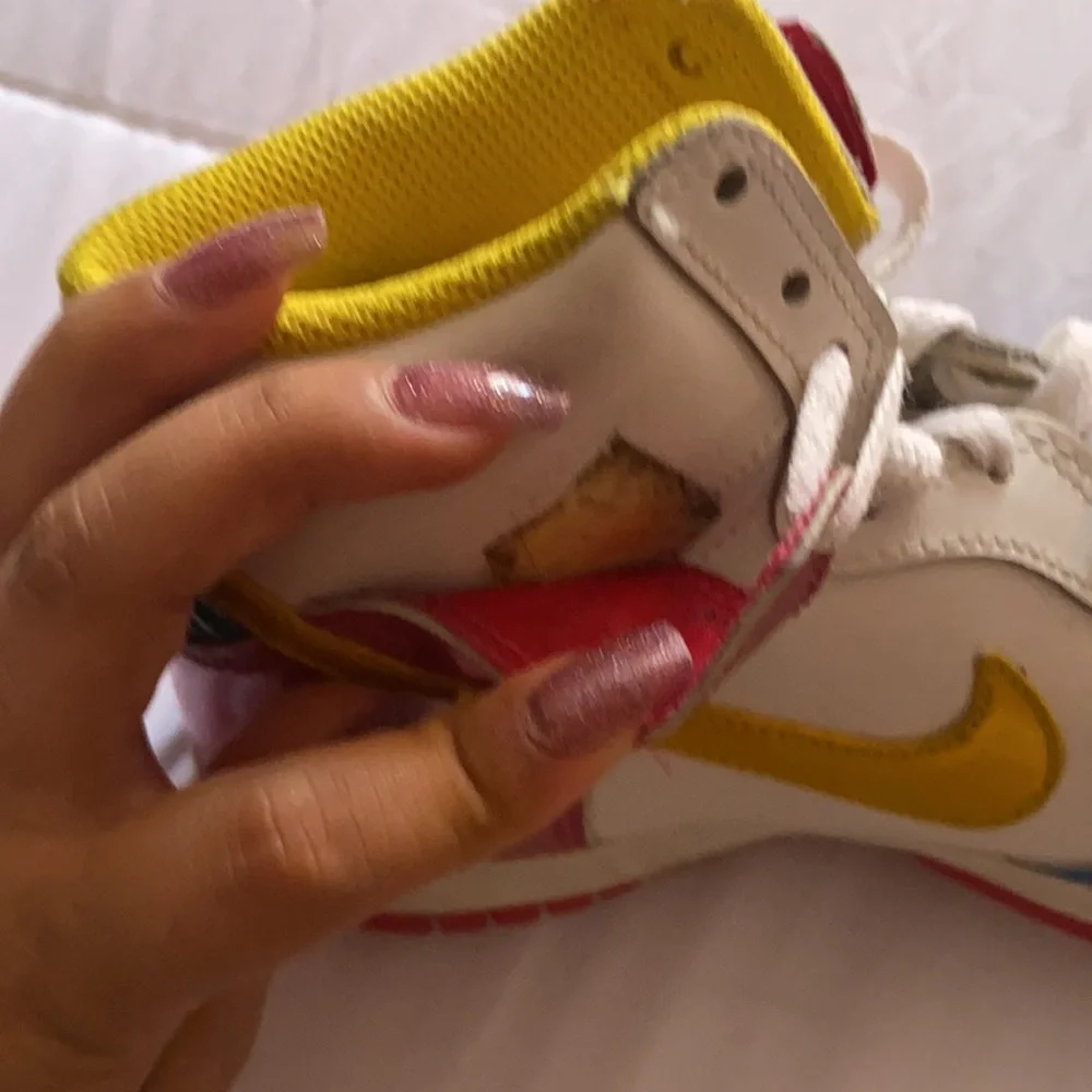 ‘Sailor Moon’ Nike Dunks Hi - Picture 5 of 8